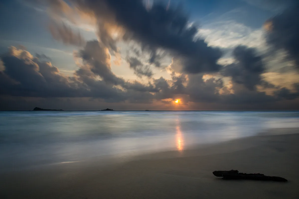 Anuradhapura, Trincomalee, Sigiriya & Kandy multi-day tour